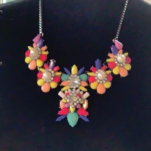 Rainbow/pearl statement necklace NWOT